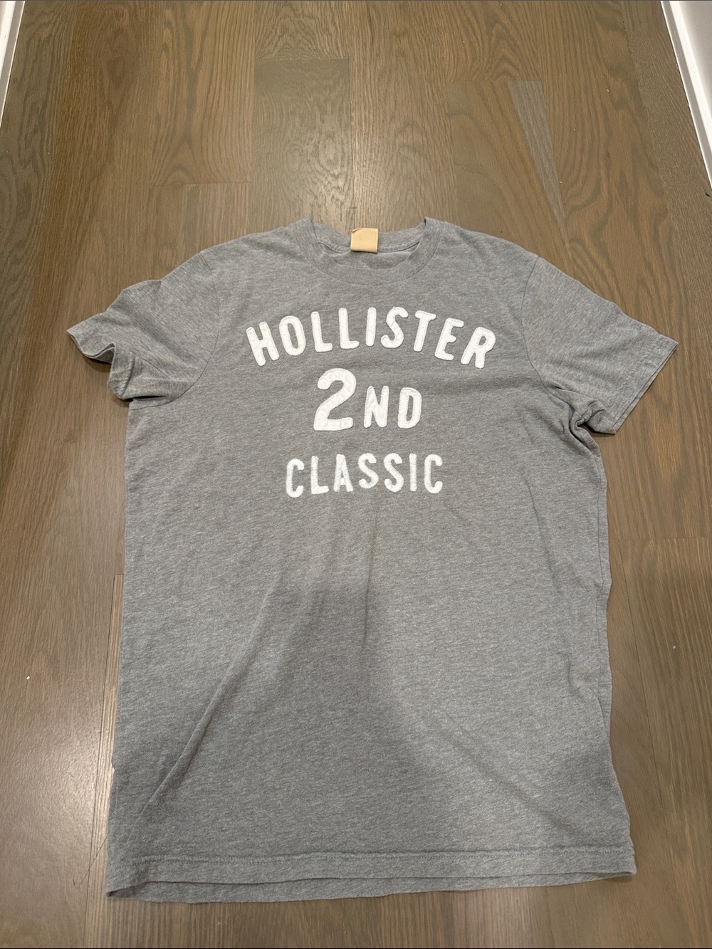 Hollister Gray Tee with Raised White Logo